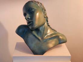 hugues MAIRE - Dans mes rêves. Bronze