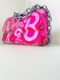 Edwige MOREL - SAC BARBIE SULPTURE BÉTON.jpg