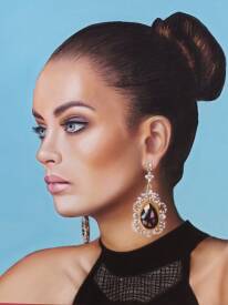 Rolande Cébollada - ROLCE Pastel - femme à la boucle.jpg